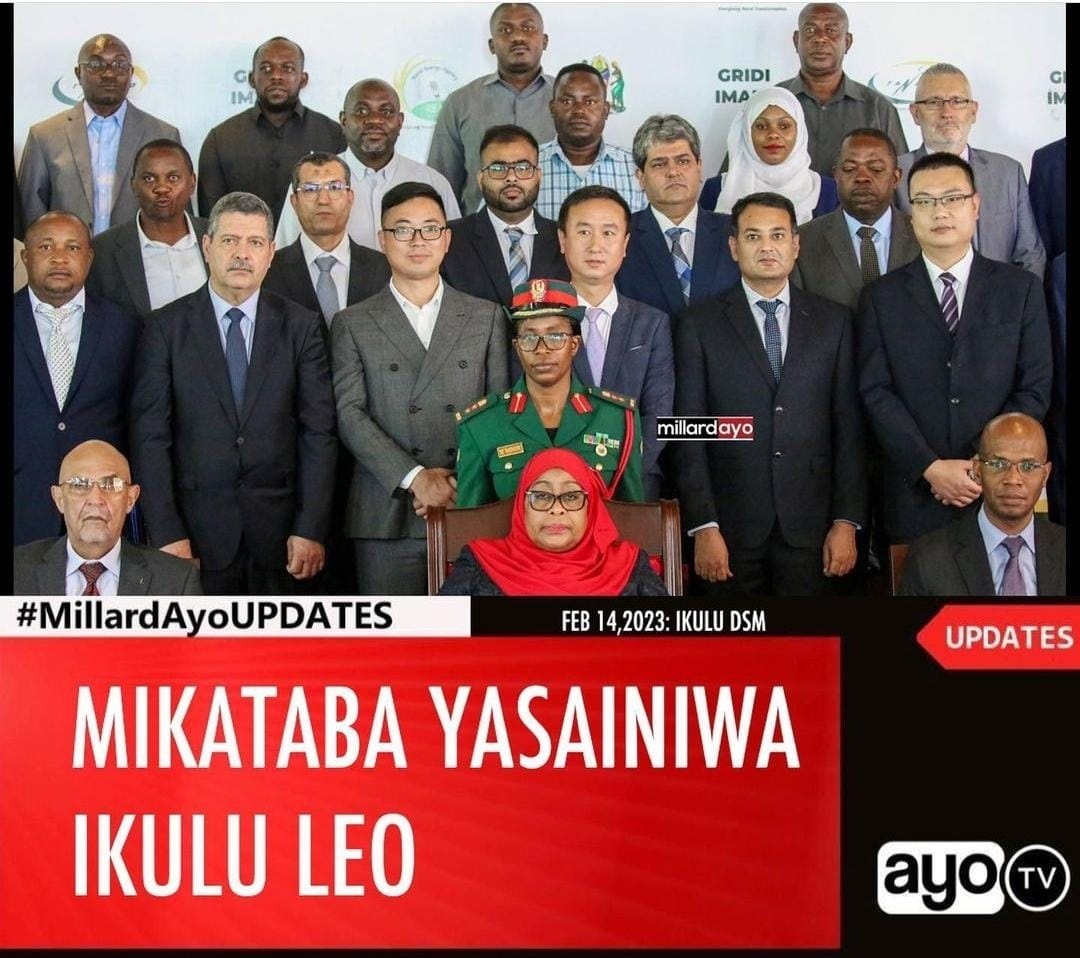 Son Excellence la Présidente Samia de la République Unie de la Tanzanie a présidé la signature des contrats pour la mise en œuvre des projets spécifiques liés à l’électricité.